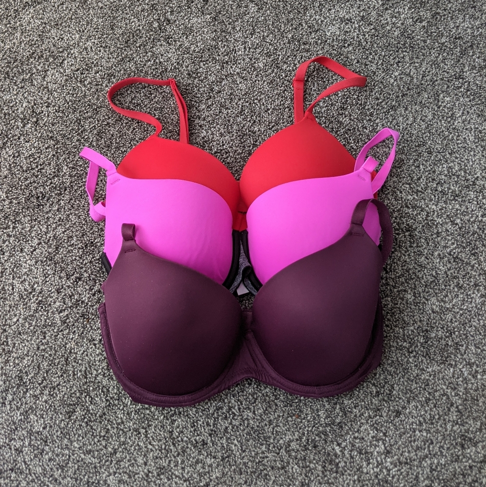 Victoria Secret Pink bra bundle